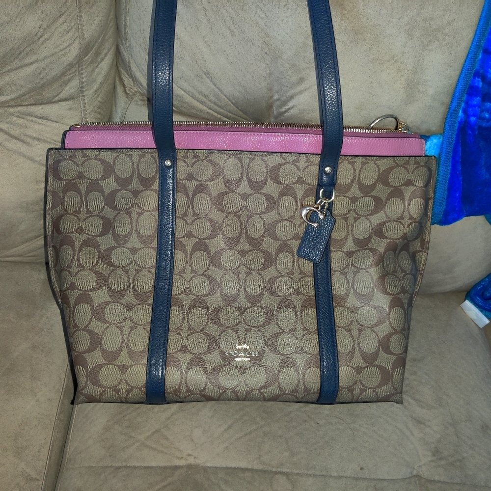 Authentic Coach Tote Euc - image 1